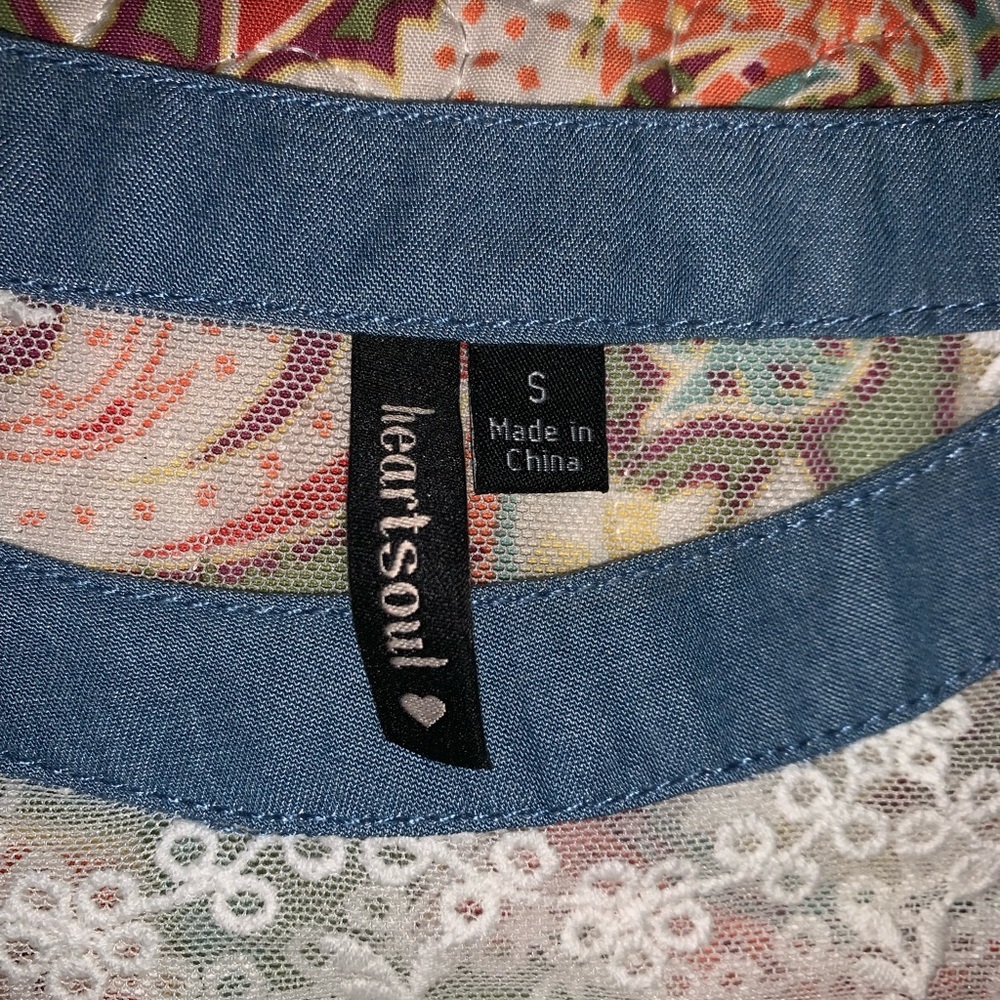 Top - Picture 2 of 2